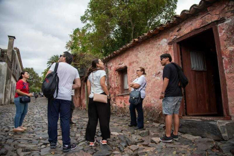 Historic Quarter - Shared Walking Tour Basic Shared Walking Tour - Spanish Only