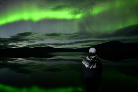 Abisko: caza de auroras en furgoneta en grupos pequeños