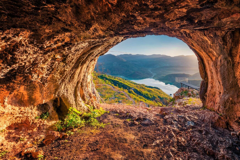 Serenidad del Lago Bovilla: Excursión de un día desde Durres/Golem