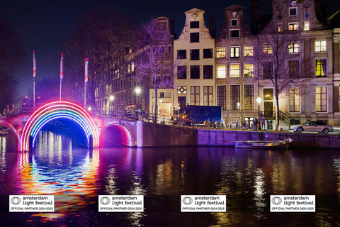 Amsterdam: Ljusfestivalens båtkryssning med valfria dryckerAmsterdam Light Festival-kryssning med 1 dryck