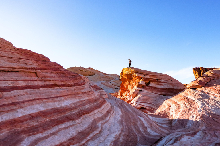 From Las Vegas: Valley Of Fire Small Group Tour
