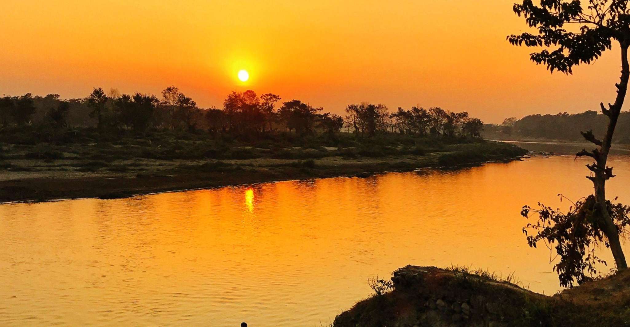 Kathmandu/Pokhara, Chitwan Jungle Tour di 3 giorni + pasti e hotel - Housity