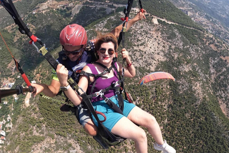 Alanya: Experiência de parapente em tandem e vídeo de vooAlanya: Experiência de parapente com traslado