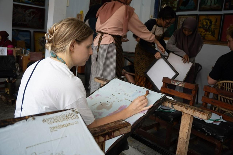 Cykla till Plaosan-templet, lokal industri och batikkonsttur