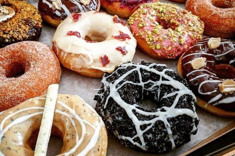 Montreal: Best Street Food Tour With A Local Guide Montreal: 3 Hours Private Food Tasting Walking Tour