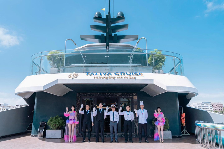 Hanoi:Halong Bay–Lan Ha Bay-Kayak,Swimming Luxury Day Cruise From Halong: Discover Halong Bay Full Day Cruise 5*