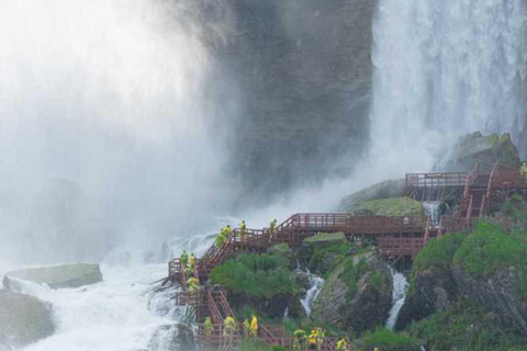 Depuis NYC : Excursion guidée d'une journée aux chutes du NiagaraVisite en anglais