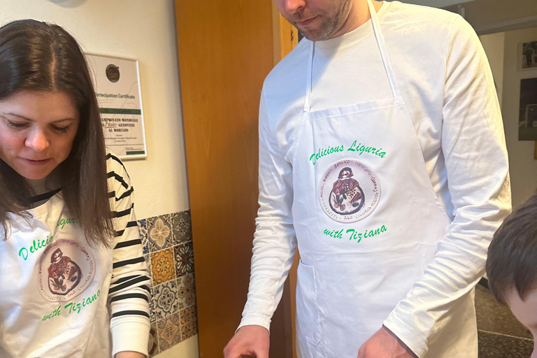 Genoa: Cooking Class Pesto, Gnocchi and Tiramisu with Tiziana