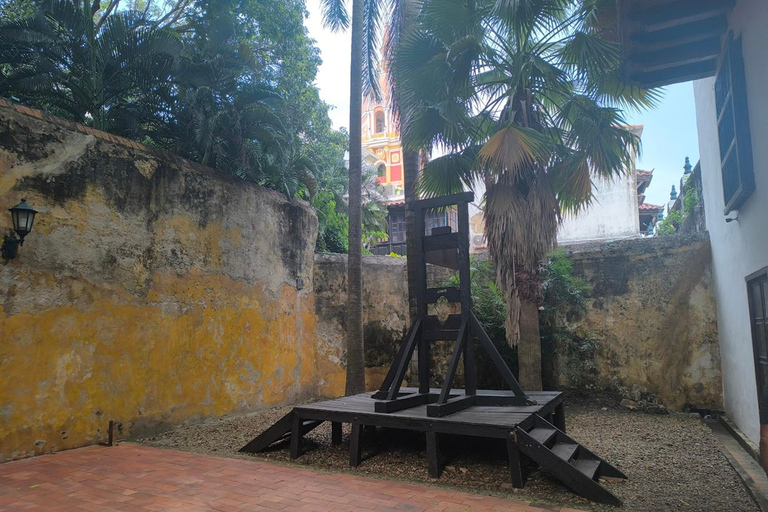 Cartagena:Entrada al Palacio de la Inquisición + transporte