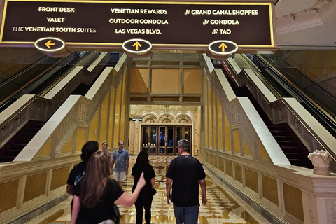 Las Vegas: Night Out at Clubs with Free Drinks and Party Bus Latin Club Crawl