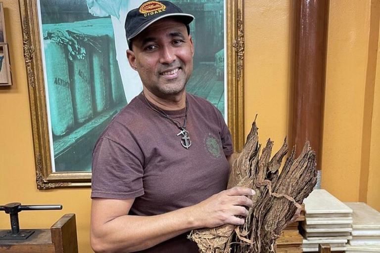 Little Havana Cigar Tour: Autentyczne kubańskie doświadczenie