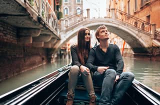 Venedig: Private Gondelfahrt mit persönlichem Fotografen