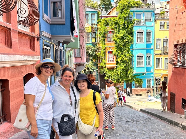 Istanbul: Fener & Balat Guided Tour through Colored Streets