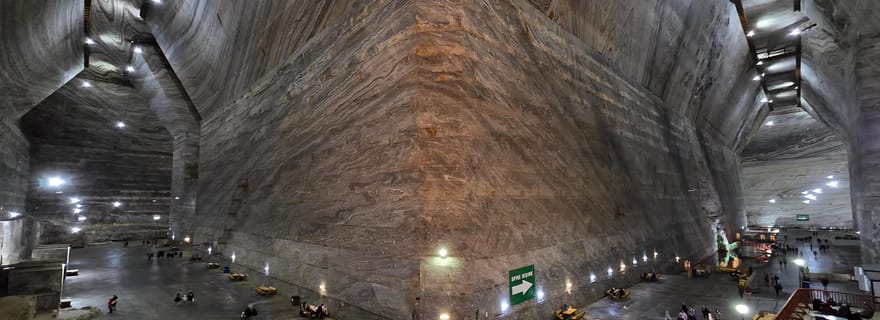 Bucarest : excursion à la mine de sel et au tombeau de Dracula