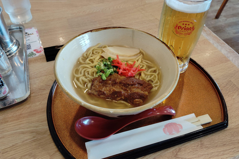 Naha: tour gastronomico all&#039;aeroporto per un inizio o un addio deliziosoNaha: tour gastronomico all&#039;aeroporto per iniziare o concludere il viaggio con gusto