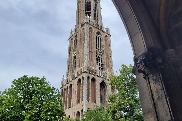 Amsterdam-Utrecht: Private Walking Tour with Local Guide