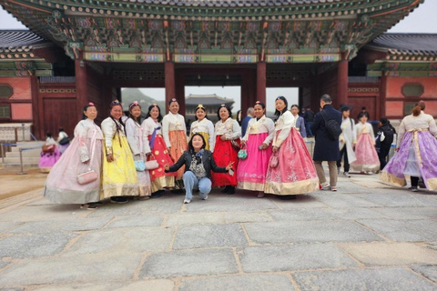 From Seoul: 5-Day Winter Tour with Nami Island & Skiing