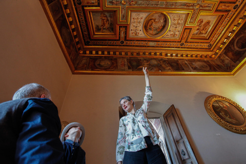 Palazzo Vecchio: Secret Passages Tour & Lunch or Gelato Monolingual Guided Tour & "Gelato" tasting