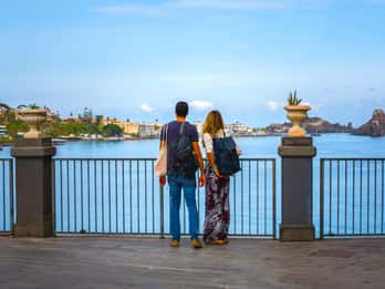 Aci Trezza and Aci Castello: Guided Tour with Granita