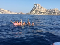 Excursion en bateau privé à Es Vedra et les meilleures grottes d'Ibiza - Housity