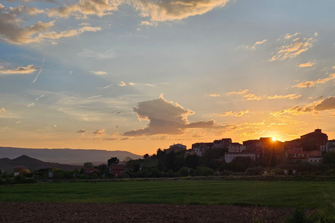 Secret Rioja: Street Art, Panoramic Views & Tasting – Private Tour