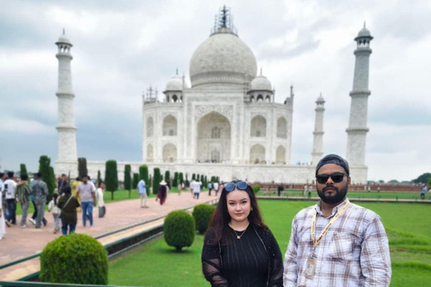 From Delhi Taj Mahal & full Day Agra Tour with 5 star lunch Ac Private Car + Tour Guide.
