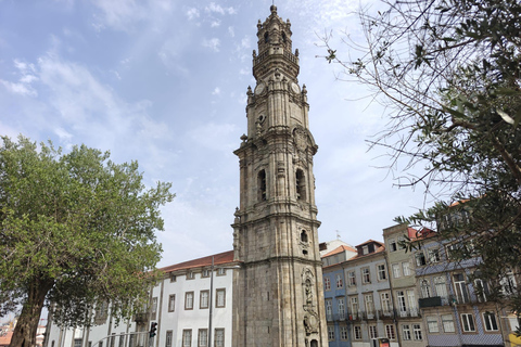Porto: Walking Tour Highlights with Local Guide (smallgroup) Porto: Walking Tour with Local guide (Private)