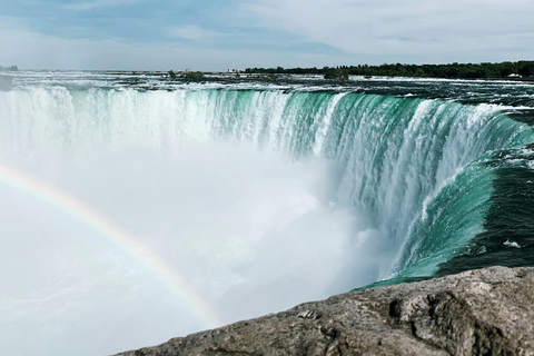 Niagarafälle, Kanada: Bootstour, Fahrt dahinter &amp; Turm