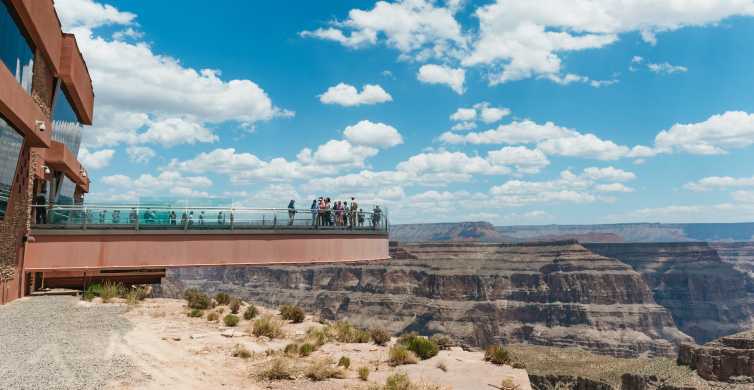 Las Vegas: Grand Canyon West ja Hoover Dam Tour aterioineen: Grand Canyon West ja Hoover Dam Tour aterioineen