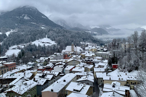 Berchtesgaden: Private Christmas Walking Tour with Drink