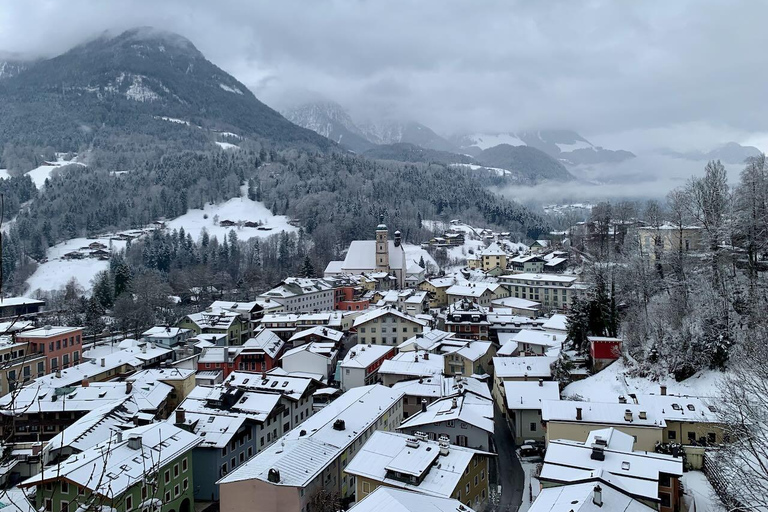 Berchtesgaden: Private Christmas Walking Tour with Drink