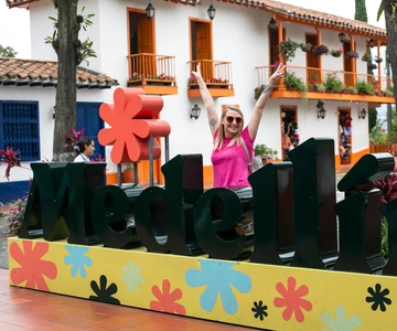 Medellín y Guatape: Tres días de experiencia turística y magia