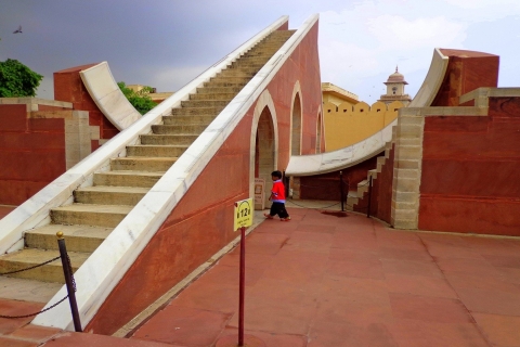Jaipur: Eine königliche Tour durch die rosarote Stadt Jaipur (All Inclusive)Tour nur mit komfortablem klimatisiertem Auto und lokalem Reiseführer