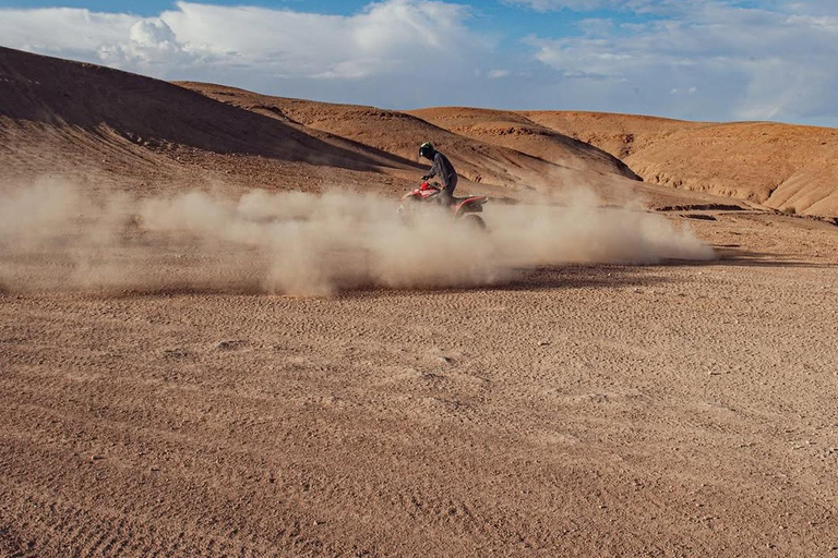 Marrakech: Agafay Desert Quad Bike, Camel Ride, Pool & Lunch Desert Agafay : Quad Biking, Camel Ride, Lunch & Pool