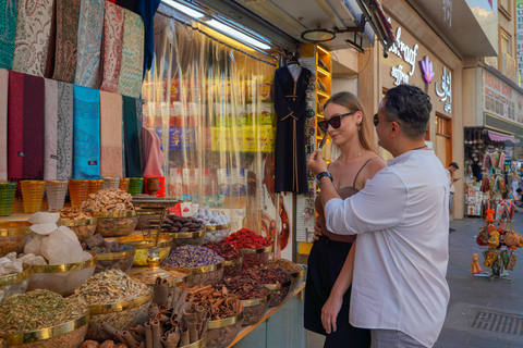 迪拜老城高级导游游（含街头美食和乘坐阿布拉车高级旅游