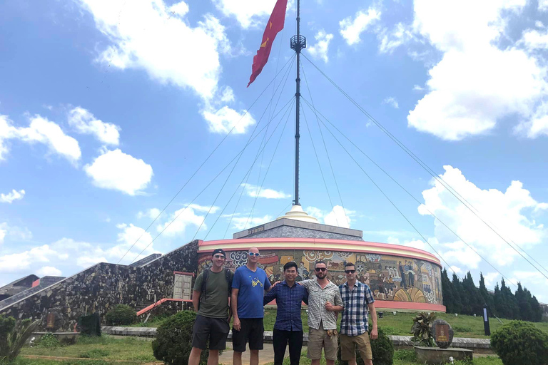 Da Hue alla Zona Demilitarizzata: combattimento di Khe Sanh e tunnel di Vinh Moc