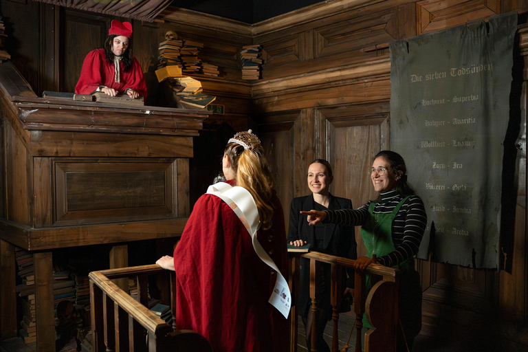 Berlin Dungeon: Bachelor Party Ticket Bachelor Package incl. Drink & Photo for German Show