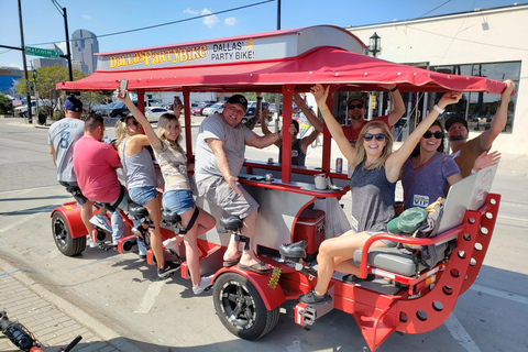 Dallas Feestfiets Kroegentocht in Deep Ellum