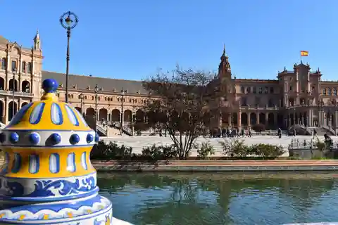 Sevilla: Plaza de Espana PRIVAT tur + Maria Luisas park