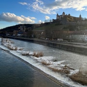 Würzburg Old Town Tour with Wine Tasting on the Old Main Bridge