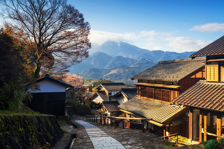 Nagoya: Inuyama Castle, Magome-juku, &amp; Tsumago-juku Tour