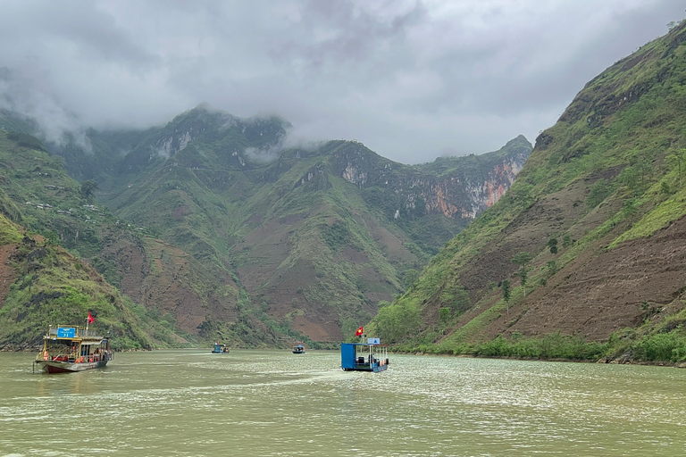 Au départ de Hanoi : 4 jours de visite en voiture de la boucle de Ha Giang, plus un montage vidéo