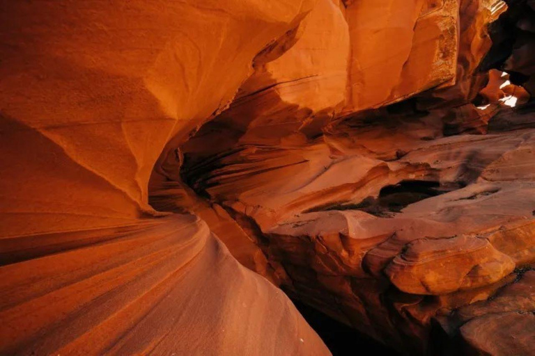 Page: Sand Dune Slot Canyon Hiking Tour