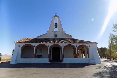 Fuente Obejuna: Historic Sightseeing Tour, Monuments, and Villages Tour without villages