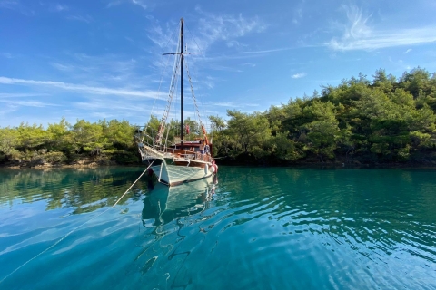 Bodrum: Privater Inselausflug zu den schönsten BuchtenBodrum-Halbinsel: Private Bootstour mit Mittagessen