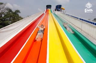 Bangkok: Siam Amazing Park Ticket mit Transfer & Mittagessen