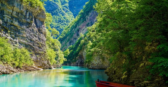 Tirana: 2-Day Private Komani Lake, Shala River & Theth Tour