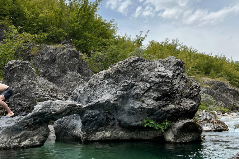 Sarajevo: 7-Day Bosnia and Herzegovina Adventure Tour