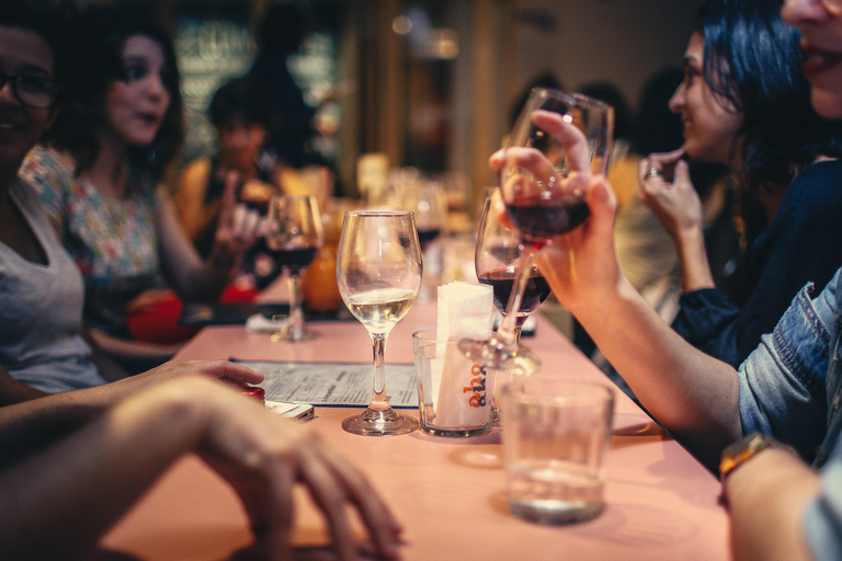 Marseille: Abendliche Food Tour mit Verkostungen