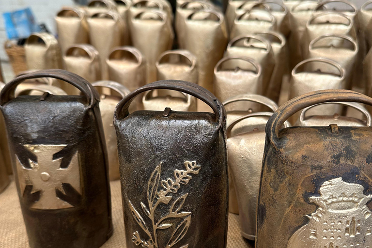 Alentejo cowbells: a guided tour of a craft factory Alentejo rattles: a guided tour of an artisanal factory